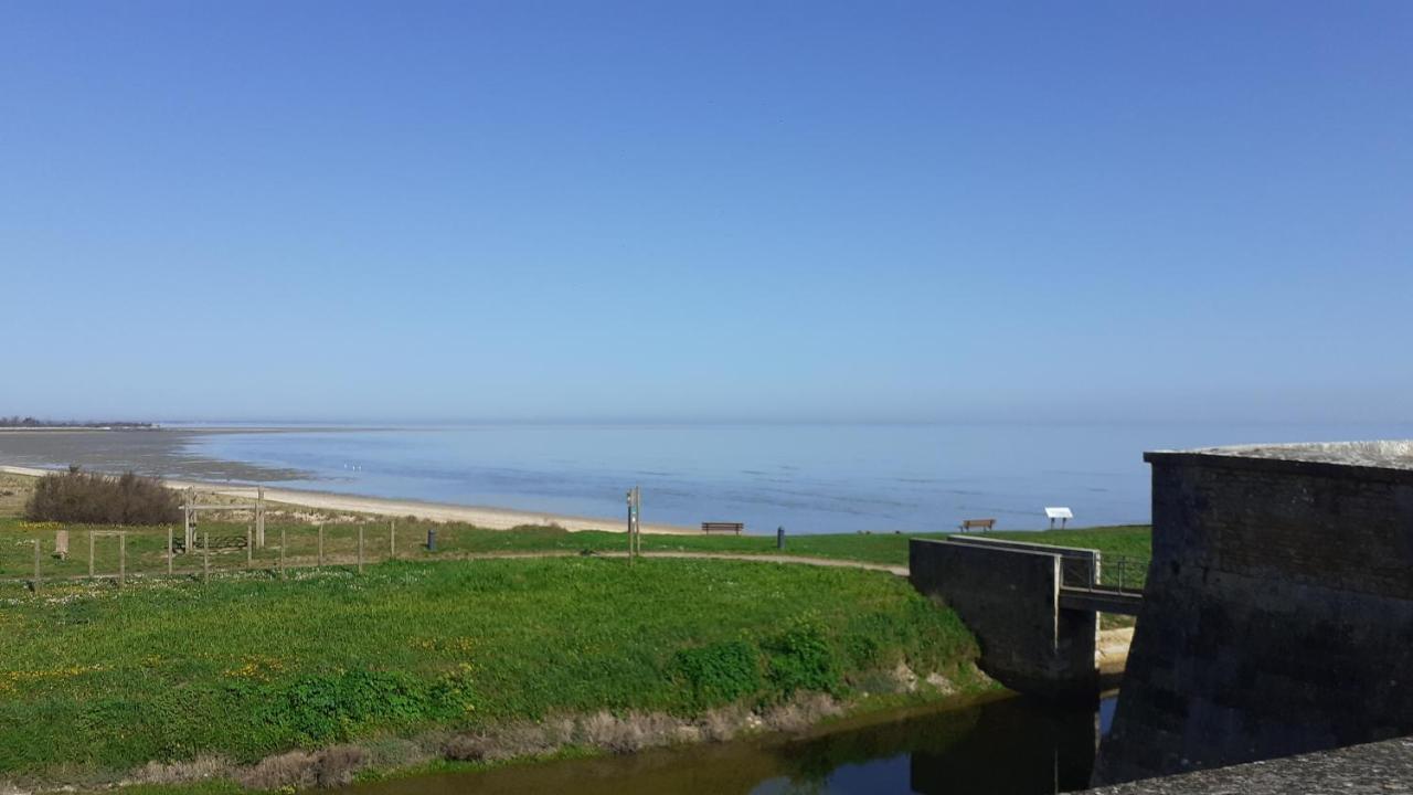 Appart' Islande Le Chateau-d'Oleron Luaran gambar